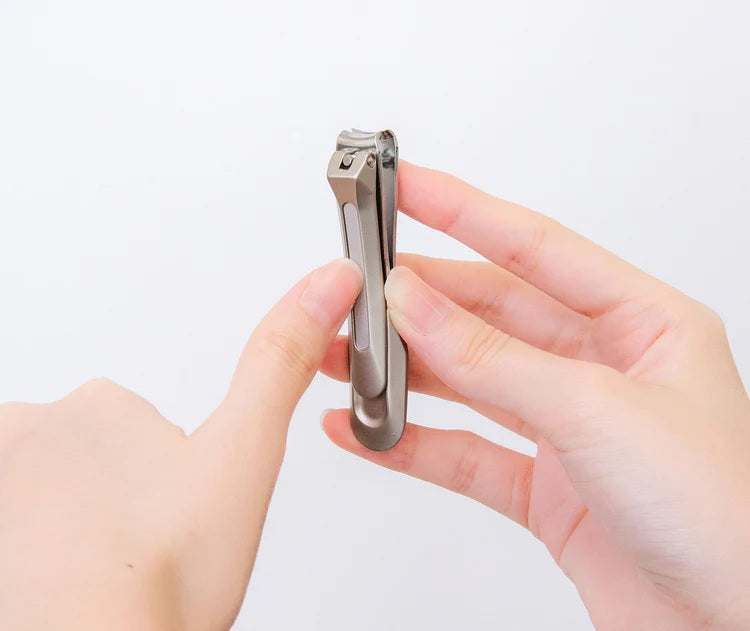 Seki Edge Nail Clipper for Dogs with ergonomic design for easy use and precise cutting