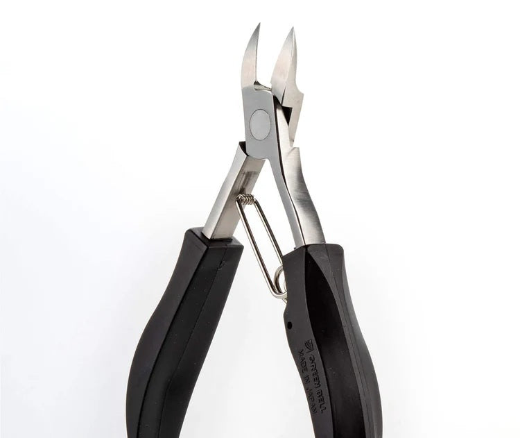 Seki Edge Nail Nipper with Ergonomic Handle for Precise and Comfortable Nail Care