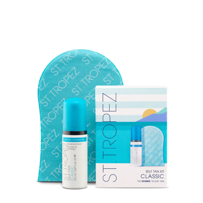St Tropez self tan kit with applicator mitt and classic tanning mousse for a natural glow