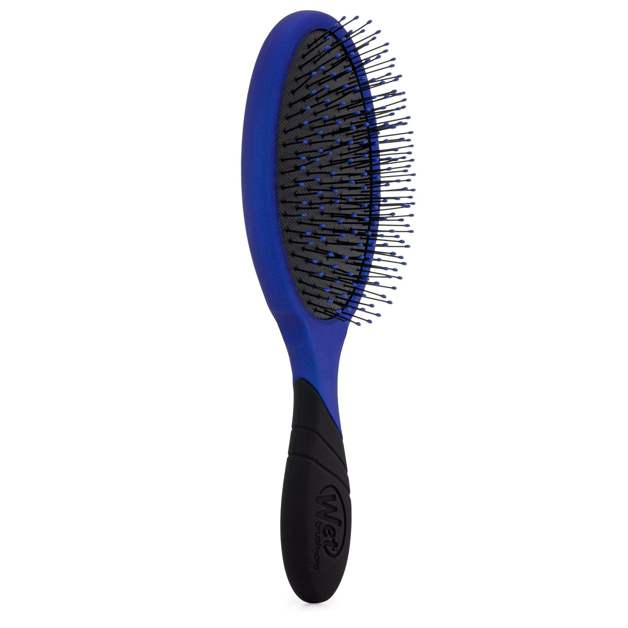 Wet Brush Pro Detangler with blue handle and flexible bristles for gentle hair detangling