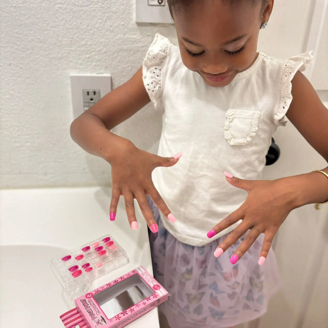 Piggy Paint Press On Nails (Set of 24)