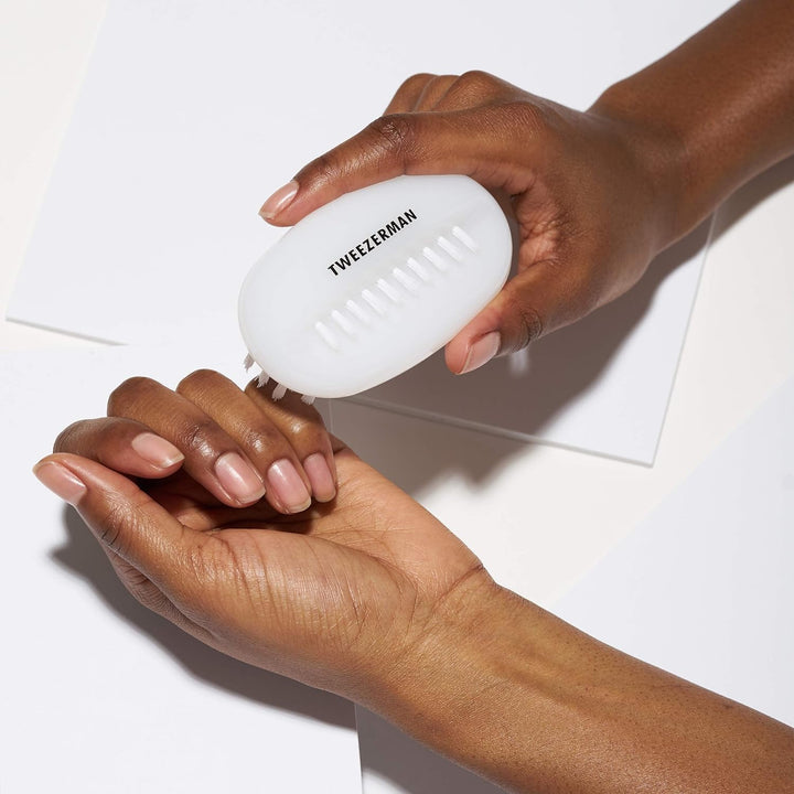 Tweezerman Dual Nail Brush (3086-R)