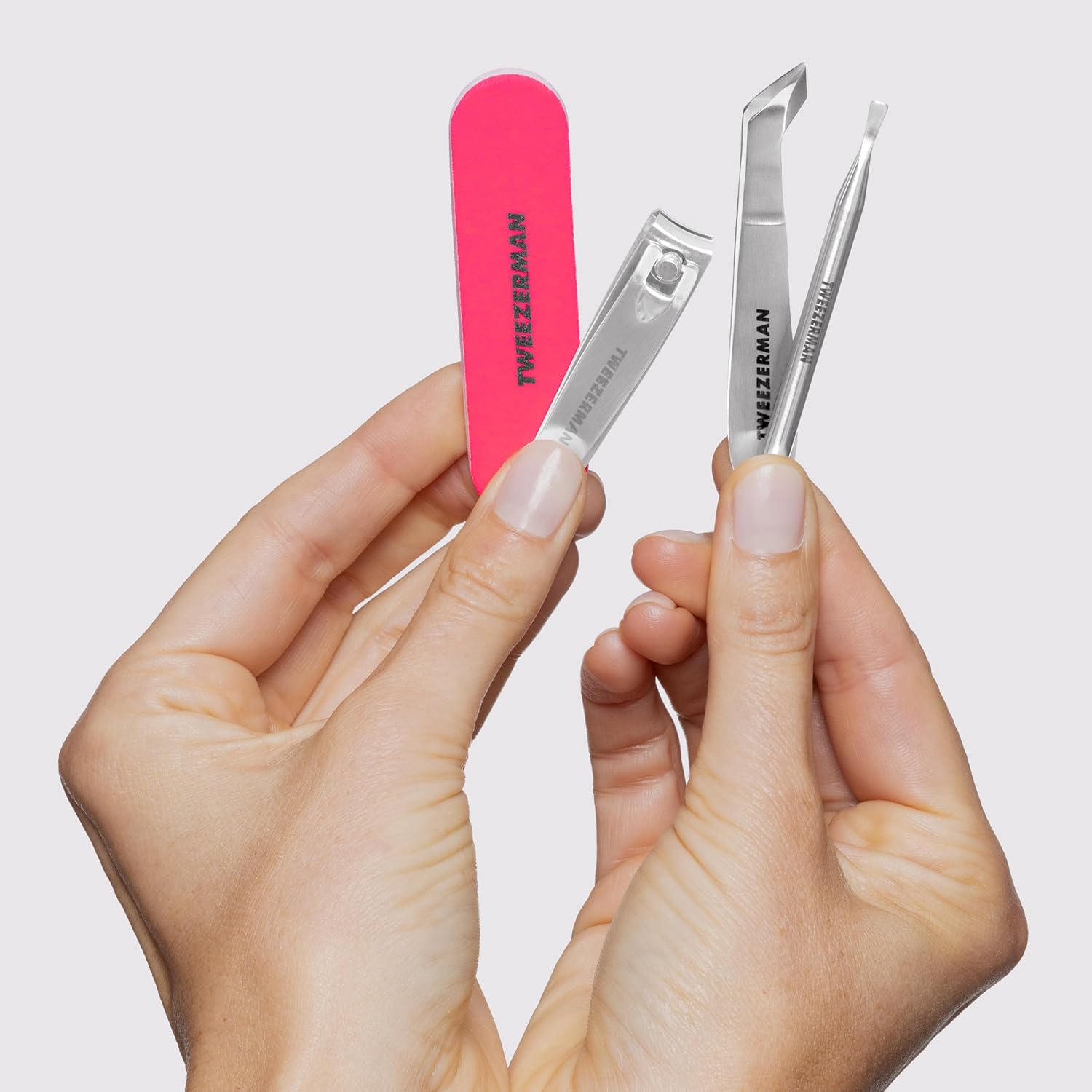 Tweezerman  Mini Neon Nail Rescue Kit  (4075-R)