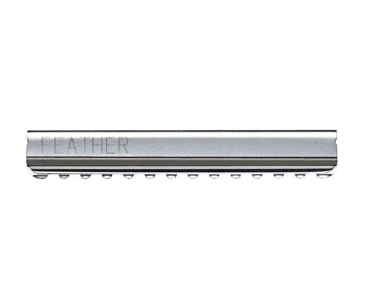 Feather razor blades for smooth and precise shaving performance