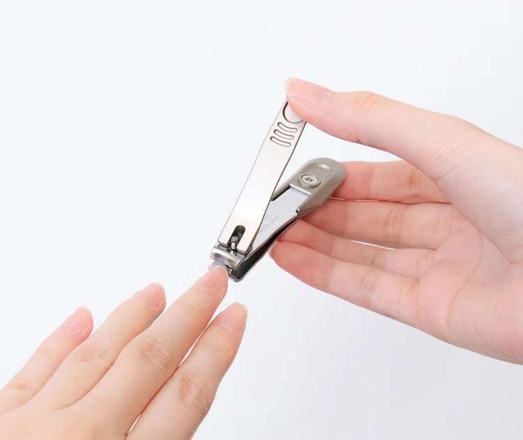 Seki Edge Nail Clipper for Dogs with ergonomic design for easy and safe grooming