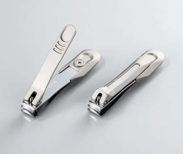 Seki Edge stainless steel nail clipper for dogs with ergonomic design for easy grooming