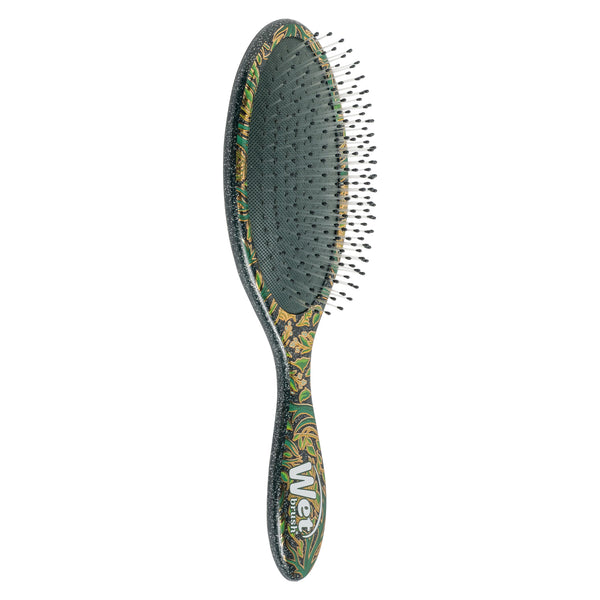 Wet Brush detangle and style kit featuring a colorful detangling brush with an ergonomic handle