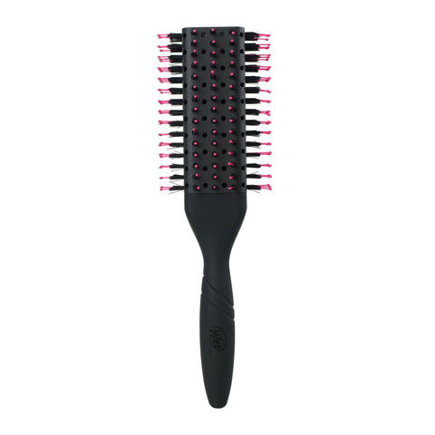 Wet Brush Pro fast dry brush with black handle and pink-tipped bristles for quick hair drying 2